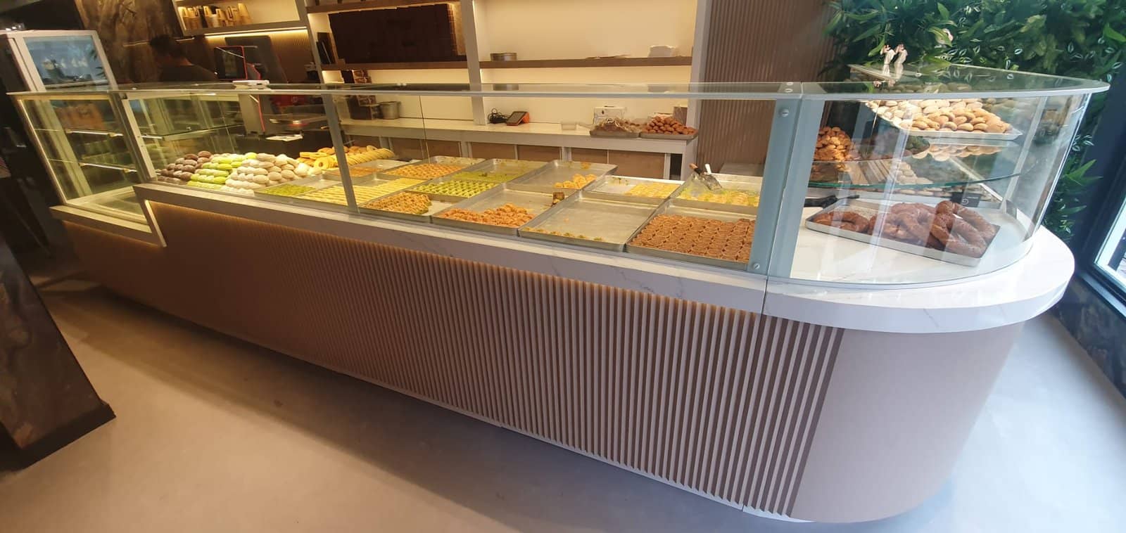 Tugra Baklava, 3